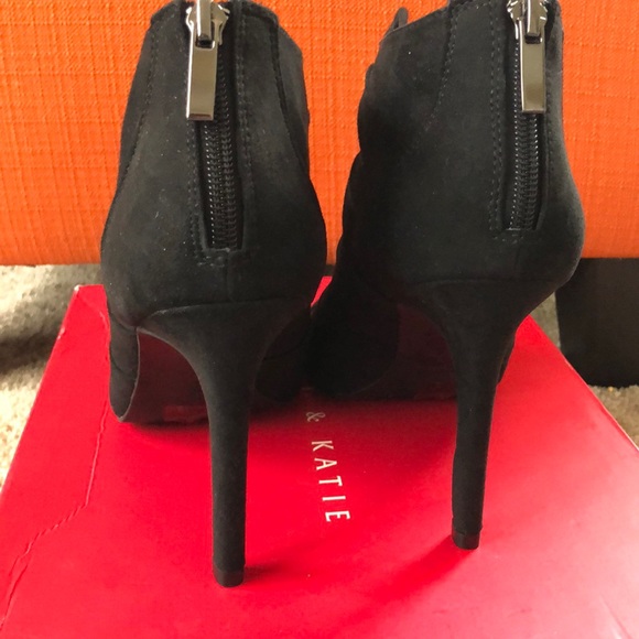 🎉SOLD🎉 - Picture 3 of 4